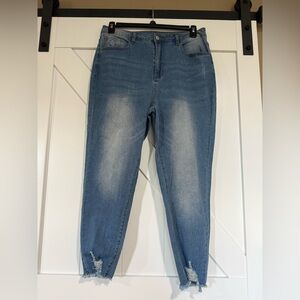 SHEIN Light Blue Boyfriend Jeans